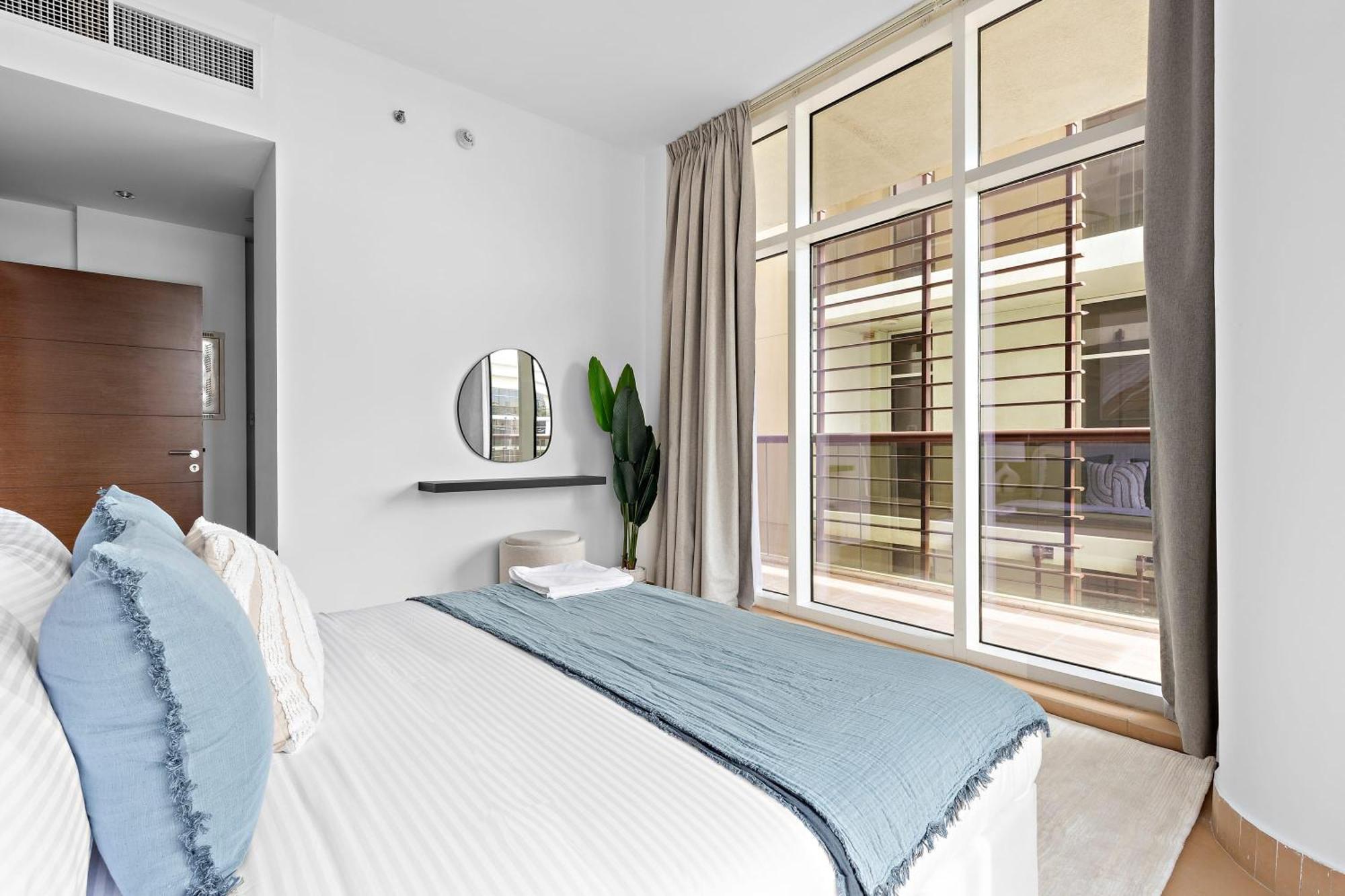 Ferienwohnung Silkhaus Luxurious 1 Bdr Next To Golf Course Abu Dhabi Exterior foto